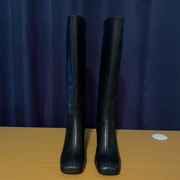 Reformation Nylah Nappa Knee Boot - Picture 8 of 12